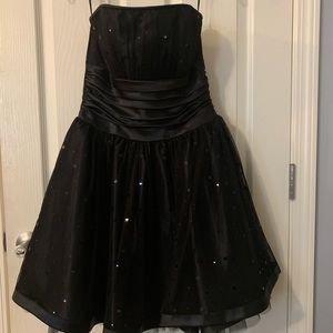 Black Jessica McClintock formal dress